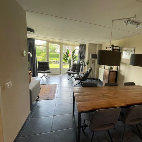 Bungalow 6 persons - Embankment villa