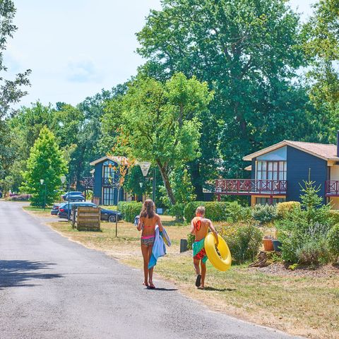 FranceComfort - Résidence Château de Salles - Camping Gironde - Image N°5
