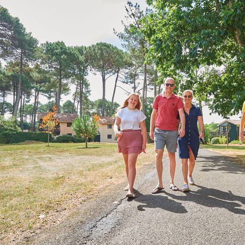 FranceComfort - Résidence Château de Salles - Camping Gironde - Image N°3