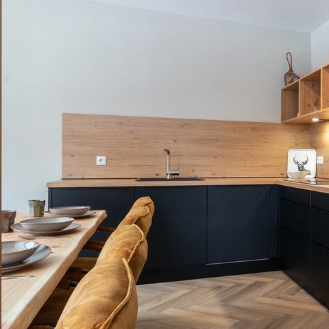 APARTMENT 4 people - B5 Stylish close to ski area