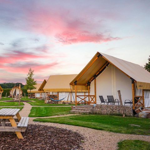 Glamping tent 6 persons - Papillio 4+2