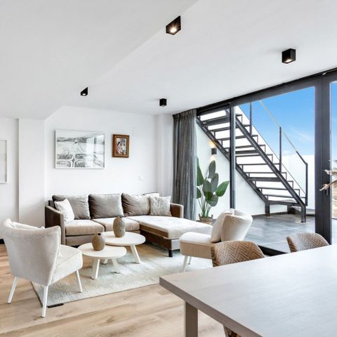 Apartment 8 persons - with seaview, roofterrace and jacuzzi