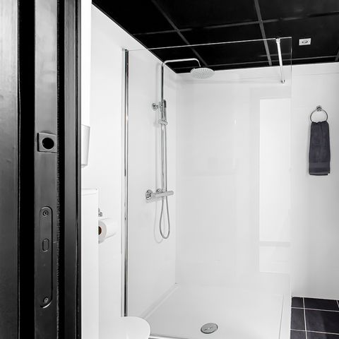 Apartment 6 persons - with pool side