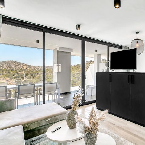 APARTMENT 4 people - loft with sea view