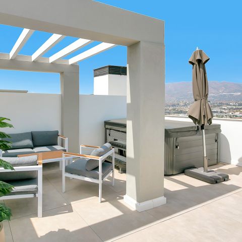 Apartment 4 persons - Loft penthouse with jaccuzi