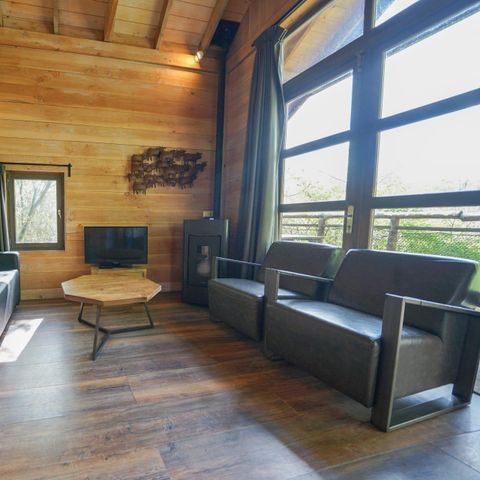 UNUSUAL ACCOMMODATION 6 people - Tree house XXL Hot tub
