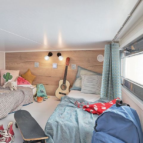 UNUSUAL ACCOMMODATION 4 people - 11