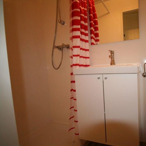 UNUSUAL ACCOMMODATION 4 people - Pipowagen