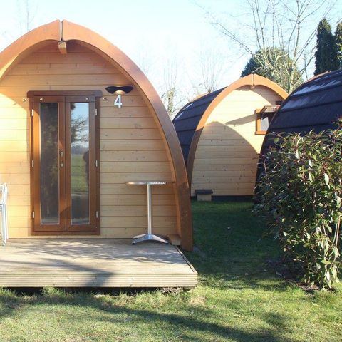 UNUSUAL ACCOMMODATION 3 people - Megapod VIP