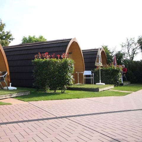 UNUSUAL ACCOMMODATION 2 people - Pod Traditional
