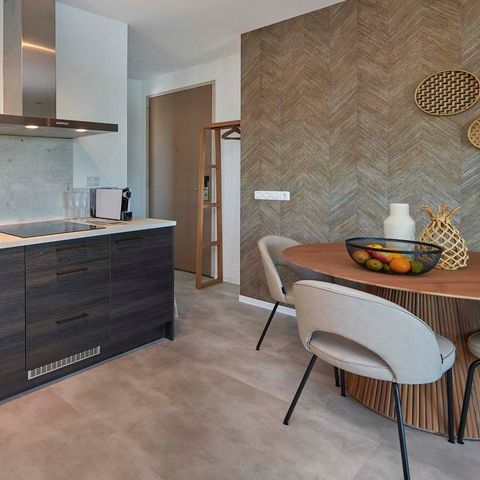 APARTMENT 4 people - Panoramic Lake View Apartment