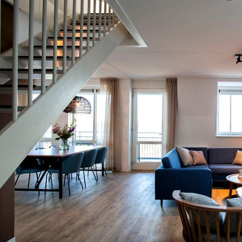 STUDIO 2 people - Studio