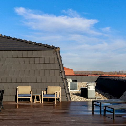 STUDIO 2 people - Studio