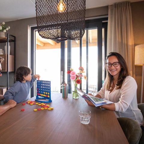 Accommodation 6 persons - Premium Game