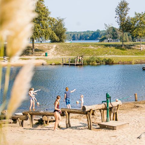 Landal Marina Resort Well - Camping Bergen - Image N°5