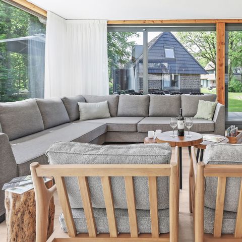 HOUSE 10 people - 10EL1