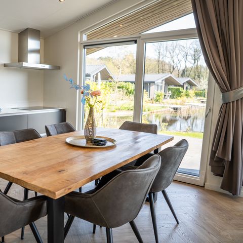 House 6 persons - Molenhuys Waterzicht Premium with Hot Tub