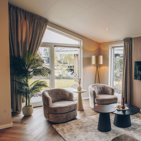 House 6 persons - Molenhuys Waterzicht Premium with Hot Tub