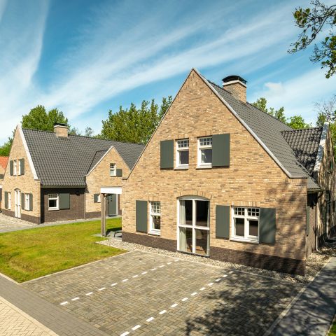 House 12 persons - 12L