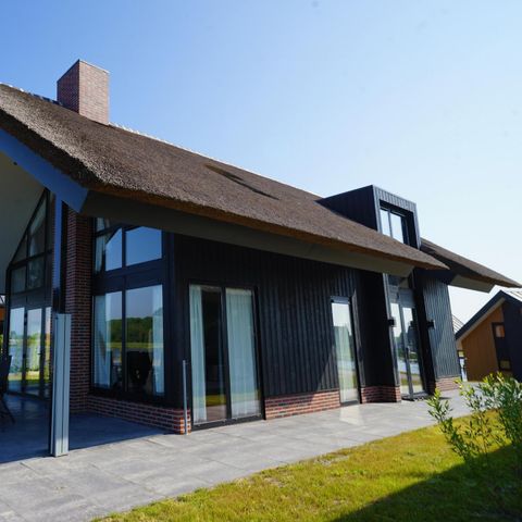 Group accommodation 10 persons - Meervilla Miva 10