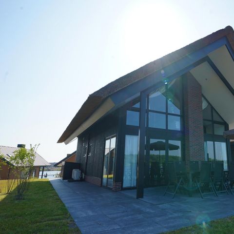 Group accommodation 10 persons - Meervilla Miva 10