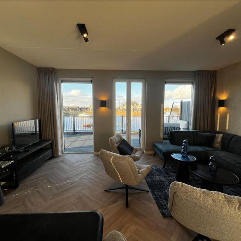 Group apartment 8 persons - IJsselblick Sauna 8