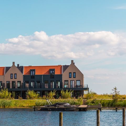 APARTMENT 8 people - IJsselblick Sauna 8