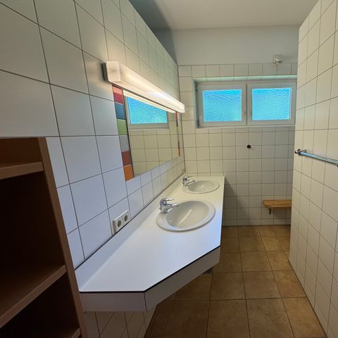 Pitch - Comfortable private toilet facilities nearby