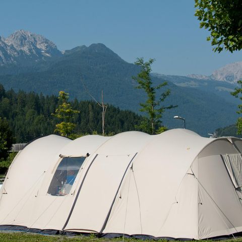 Pitch - Comfortable private toilet facilities nearby