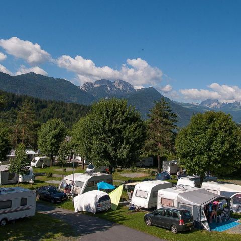 Pitch - Standard private toilet facilities nearby