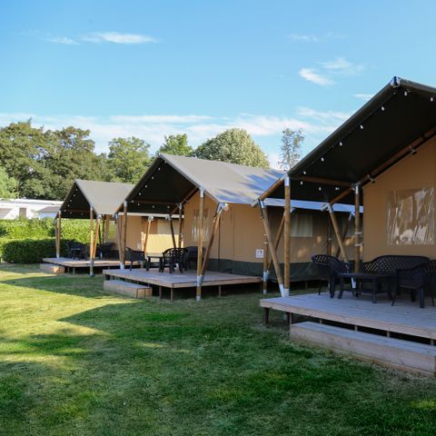 Canvas and wooden tent 6 persons