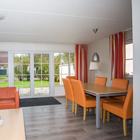 Bungalow 6 persons - air-conditioned and pet-friendly