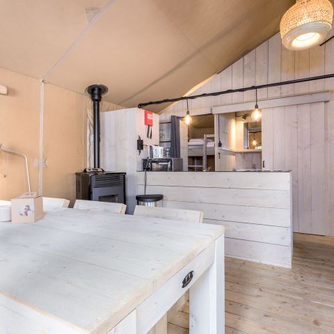 Canvas and wooden tent 6 persons - 4-6ST