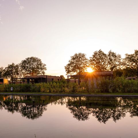 Lodge 2 persons - Water Lodge Deluxe with sauna and hot tub
