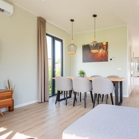 HOUSE 6 people - with dog fence, sauna and hot tub