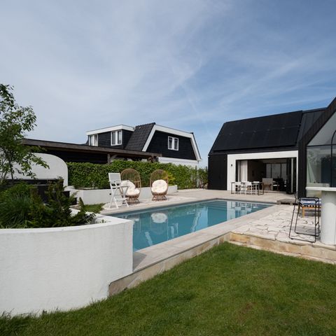 VILLA 8 people - 8-person wellness villa