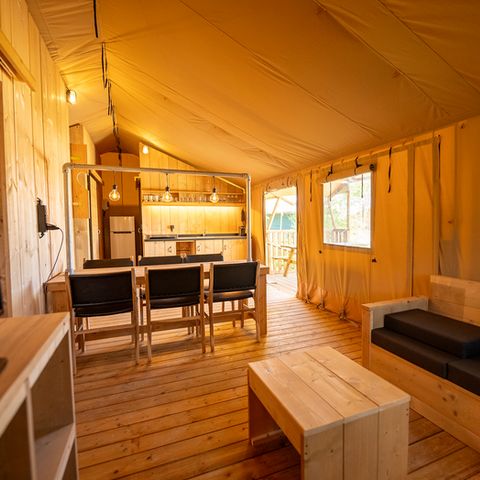 Canvas and wooden tent 6 persons