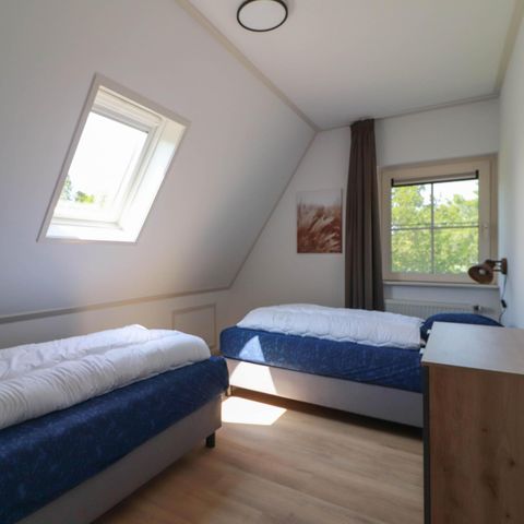 Group accommodation 10 persons - Beachvilla Royaal with Wellness Jacuzzi & Sauna
