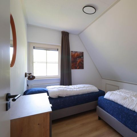 Group accommodation 10 persons - Beachvilla Royaal with Wellness Jacuzzi & Sauna