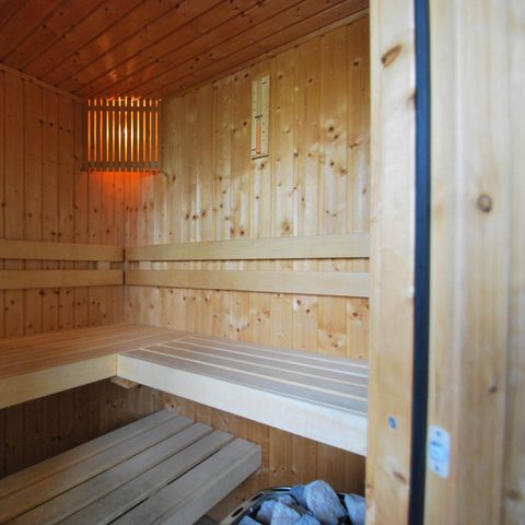 VILLA 6 people - Beach villa with spa bath & sauna