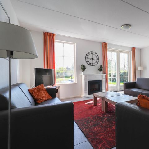 Group accommodation 12 persons - Beachvilla XL with Wellness whirlpool