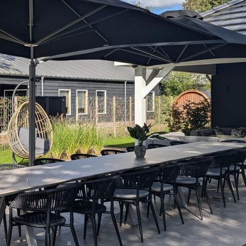 HOUSE 18 people - Wellness Villa with 2 Saunas, Jacuzzi & Grill Kota