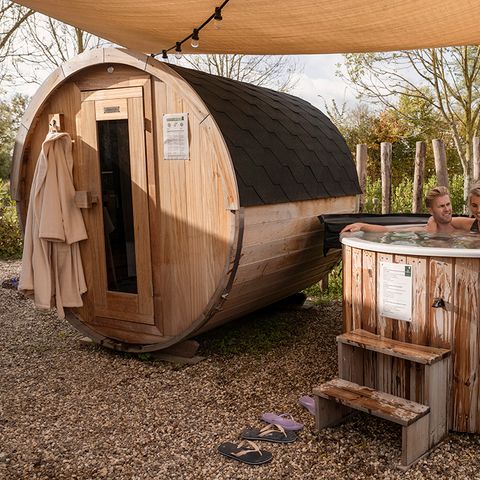 HOUSE 4 people - Amalia with dog fence, sauna and hot tub