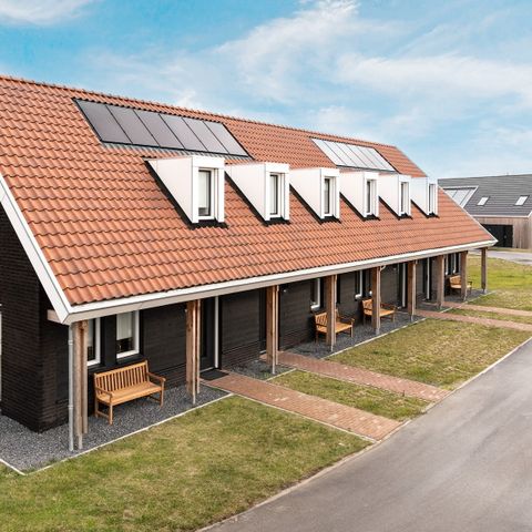 HOUSE 4 people - Shell