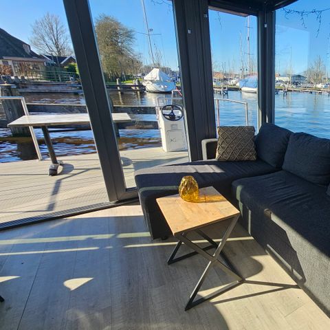 UNUSUAL ACCOMMODATION 4 people - Houseboat Heeg