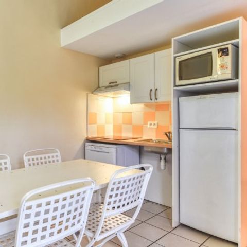 APARTMENT 3 people - 3 Rooms 3 People