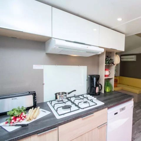 Mobile home 4 persons - Cottage Romarin 3 Rooms 4 People Air-conditioned Private Spa