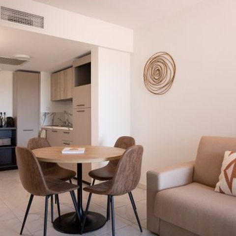 Apartment 4 persons - Flat 4 people - 1 bedroom - balcony - Golf view (24P)