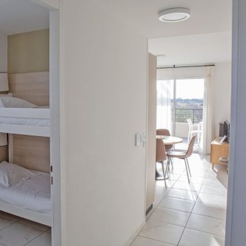 Apartment 4 persons - Flat 4 people - 1 bedroom + 1 sleeping area - Balcony - mountain view (24T)