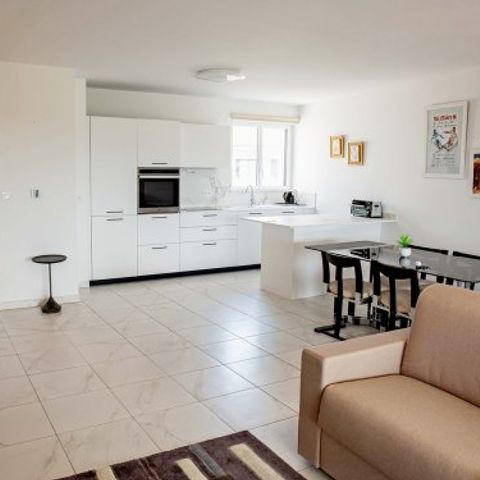 Apartment 6 persons - Flat 6 people - 2 Bedrooms - Pool & Golf view - Loggia (36P)